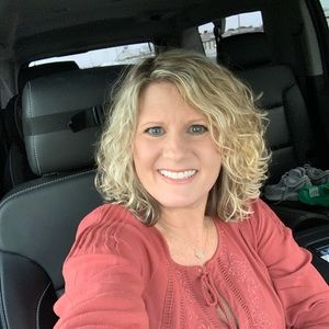 Meet your Posher, Stacy